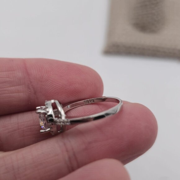 Size 6.25 Sterling Silver Halo Style Cubic Zirconia Ring A2104 - Picture 5 of 8